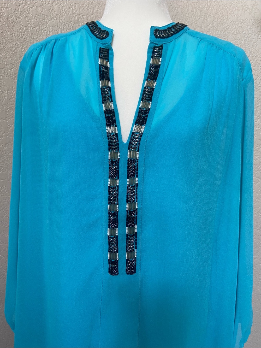 Exquisitely Bead Embellished V-Neck Turquoise Blouse, VIP by Avenue, size 14/16